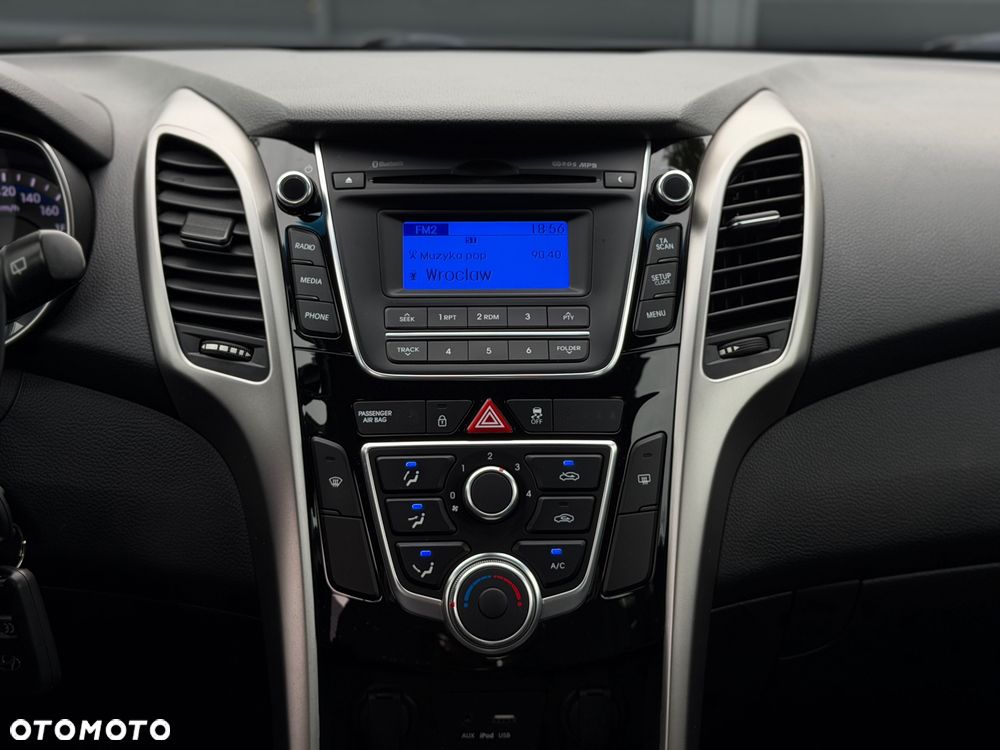 Hyundai i30 1.6 CRDi Premium - 16