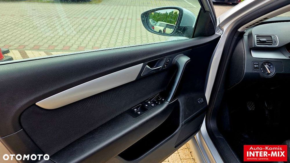 Volkswagen Passat - 19