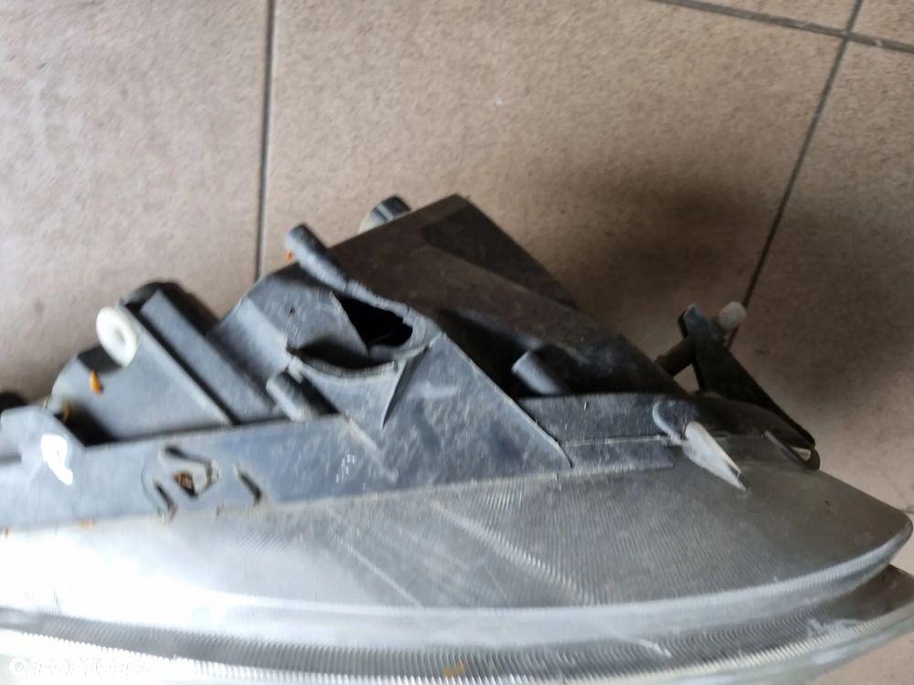 LAMPA PRAWA PRZÓD OPEL COMBO D FIAT DOBLO 3 III 11-19r. - 4