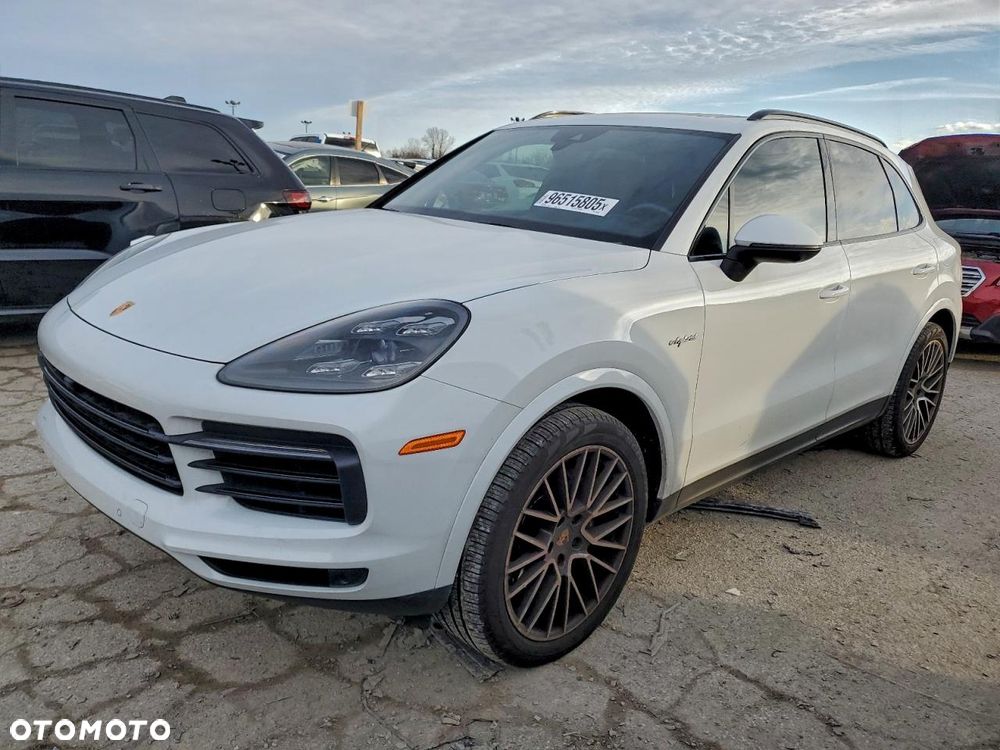 Porsche Cayenne - 2