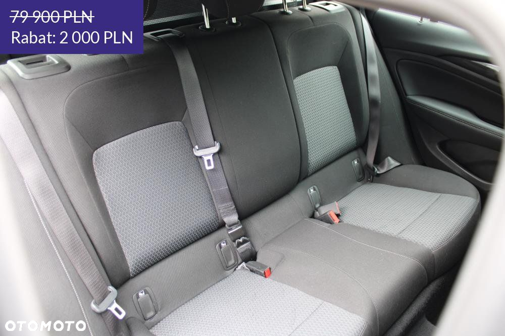 Opel Insignia - 15