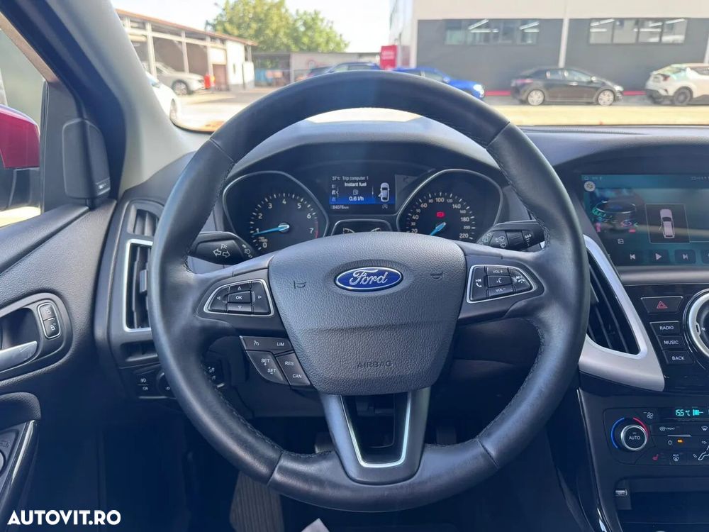 Ford Focus 1.0 EcoBoost 6MT MHEV Active - 14