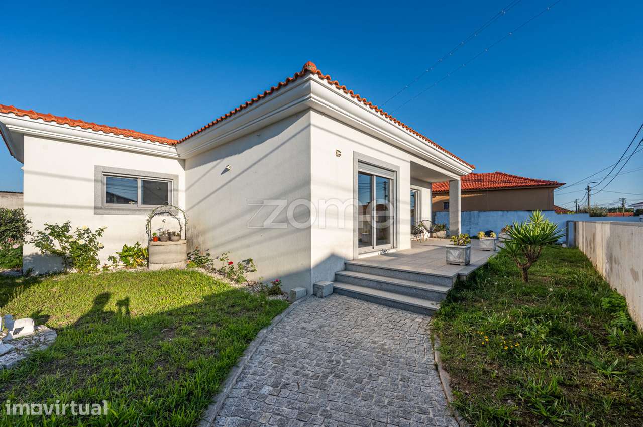 Moradia T3 com 1 Suite e amplo terreno em Anta, Espinho - Grande imagem: 5/25