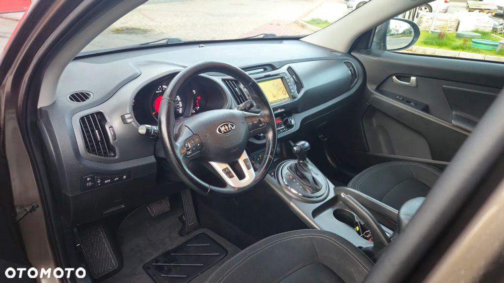 Kia Sportage 2.0 CRDI S - 9