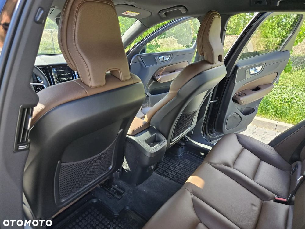 Volvo XC 60 D4 Inscription - 8