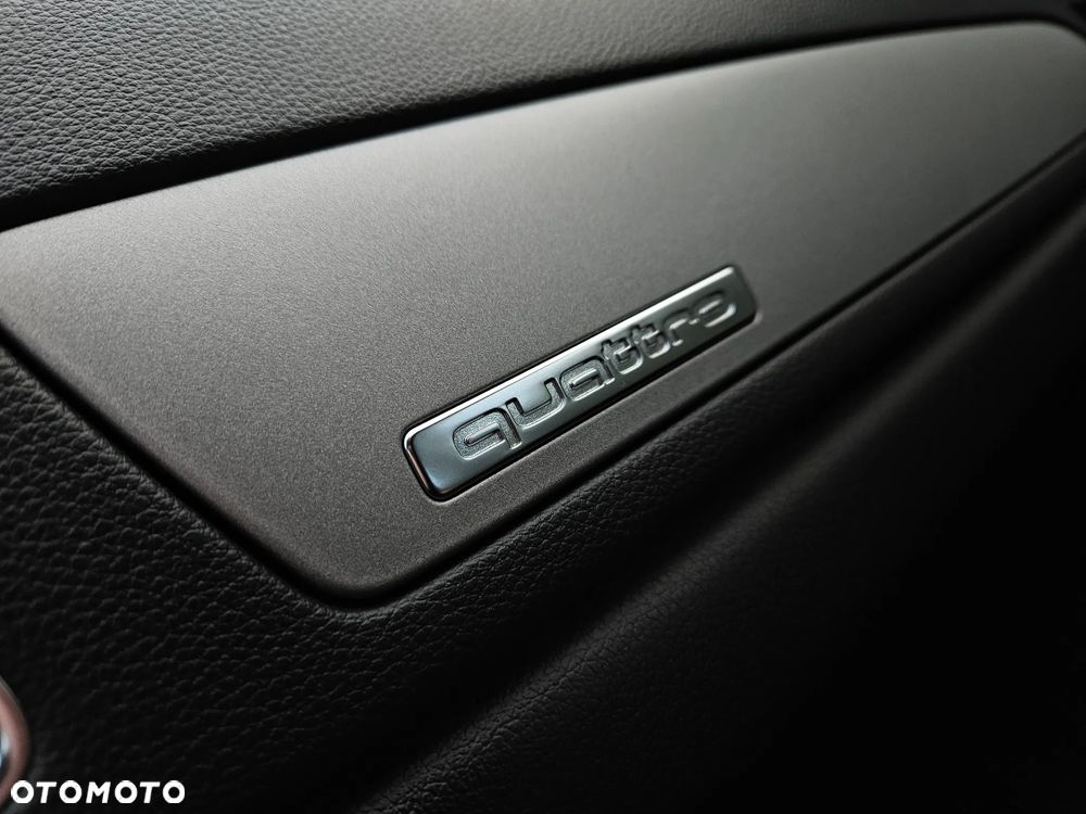 Audi Q3 2.0 TDI Quattro S tronic - 30