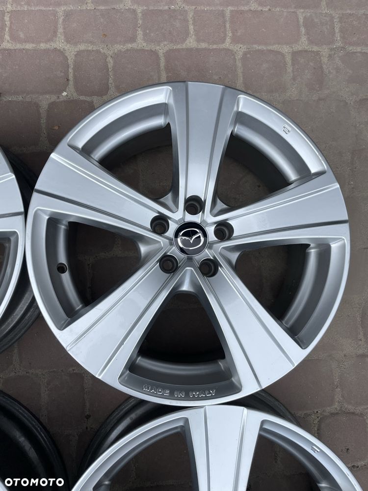 FELGI ALUMINIOWE Mazda 8" x 19" x 5x114,3 x 67,1 x ET 35 - 3