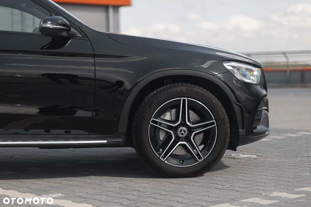 Mercedes-Benz GLC - 13