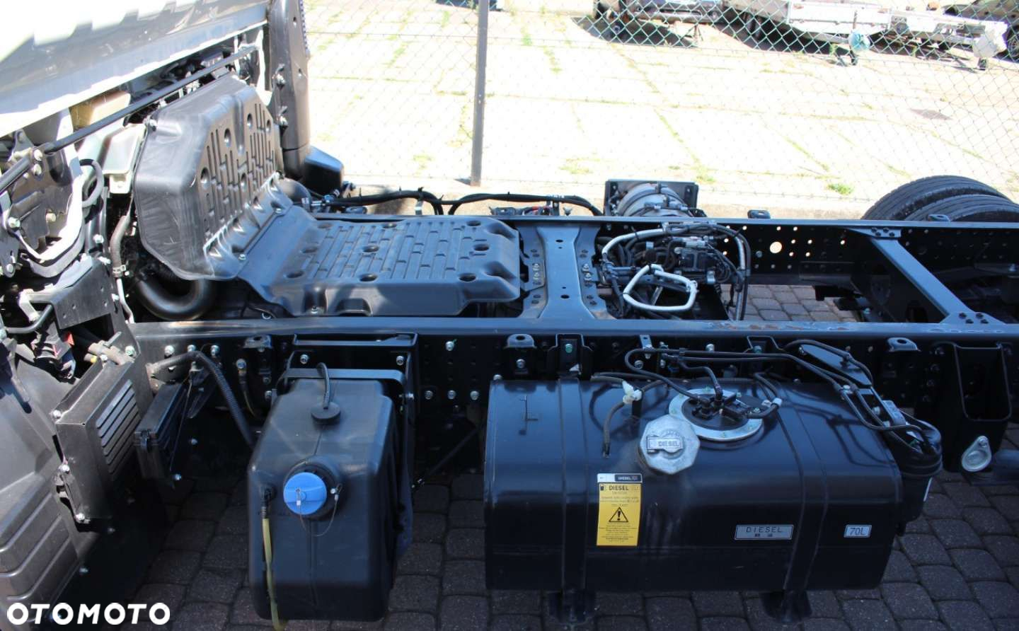 Mitsubishi Fuso Canter - 8