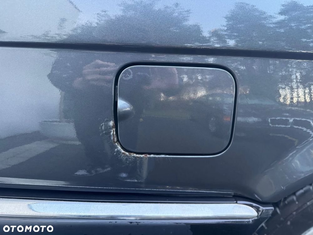 BMW Seria 7 750i - 15