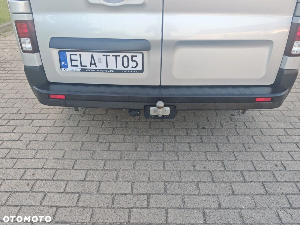 Renault TRAFIC - 6