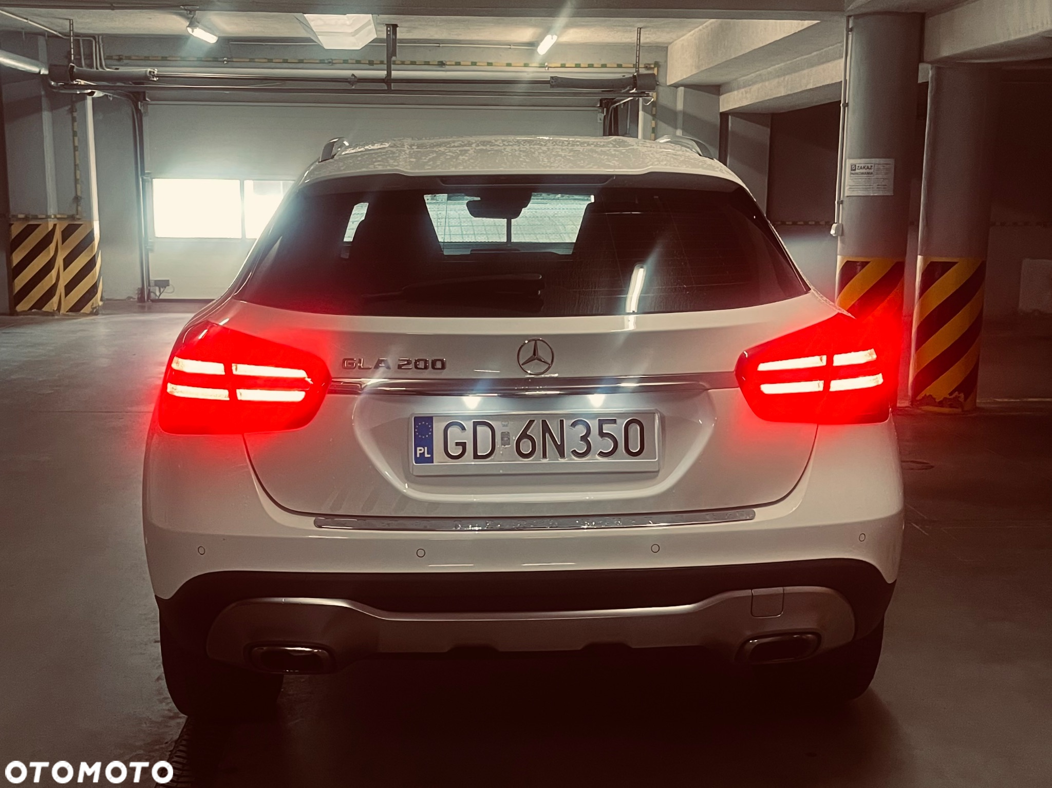Mercedes-Benz GLA 200 7G-DCT Urban - 24