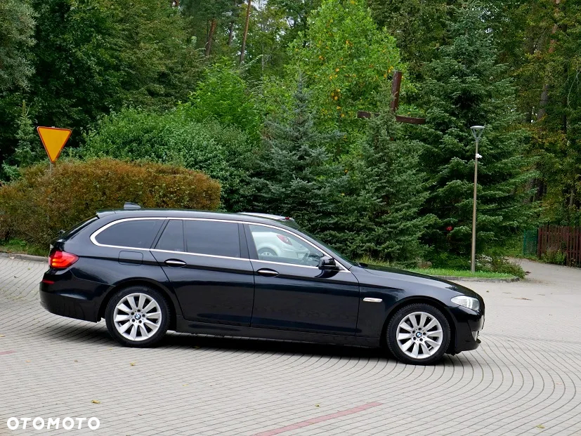 BMW Seria 5 530d Touring Sport-Aut - 9