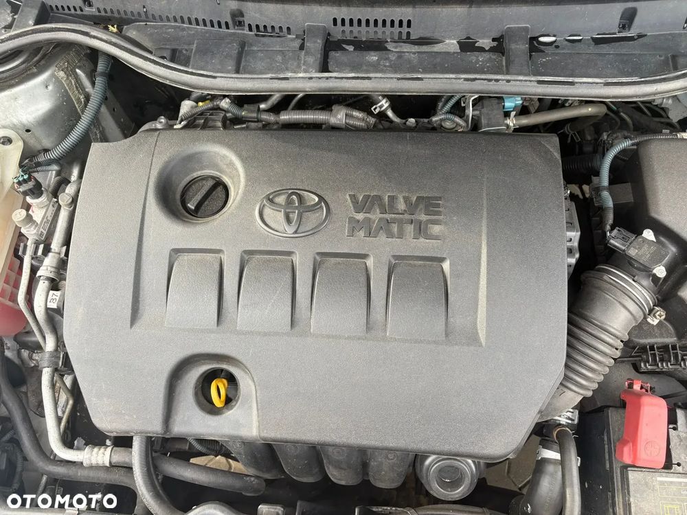 Toyota Auris 1.6 2010 - 17