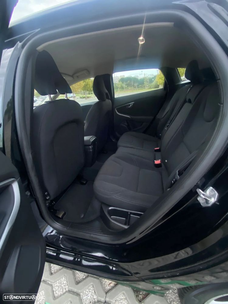 Volvo V40 D2 Kinetic - 7
