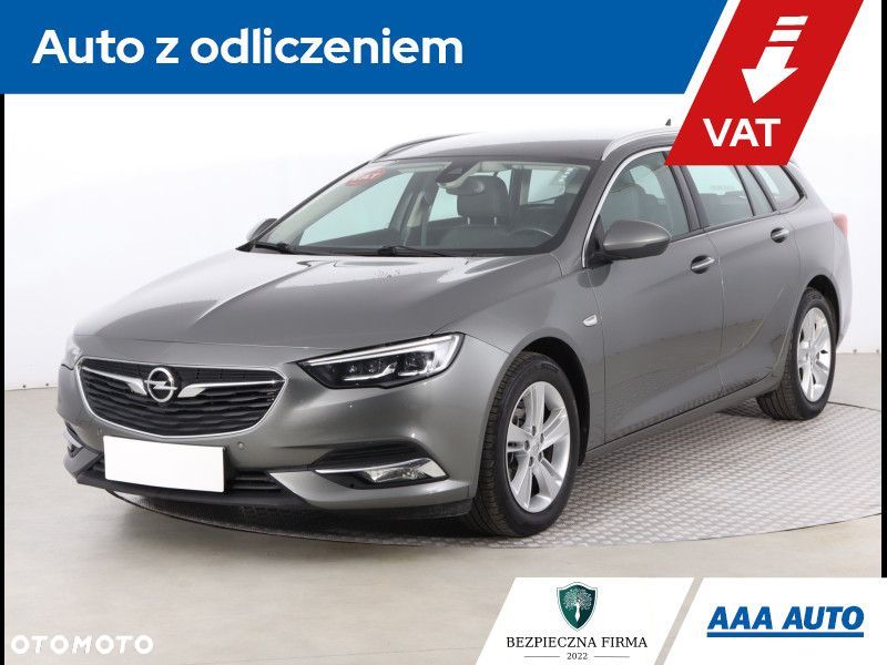 Opel Insignia - 1