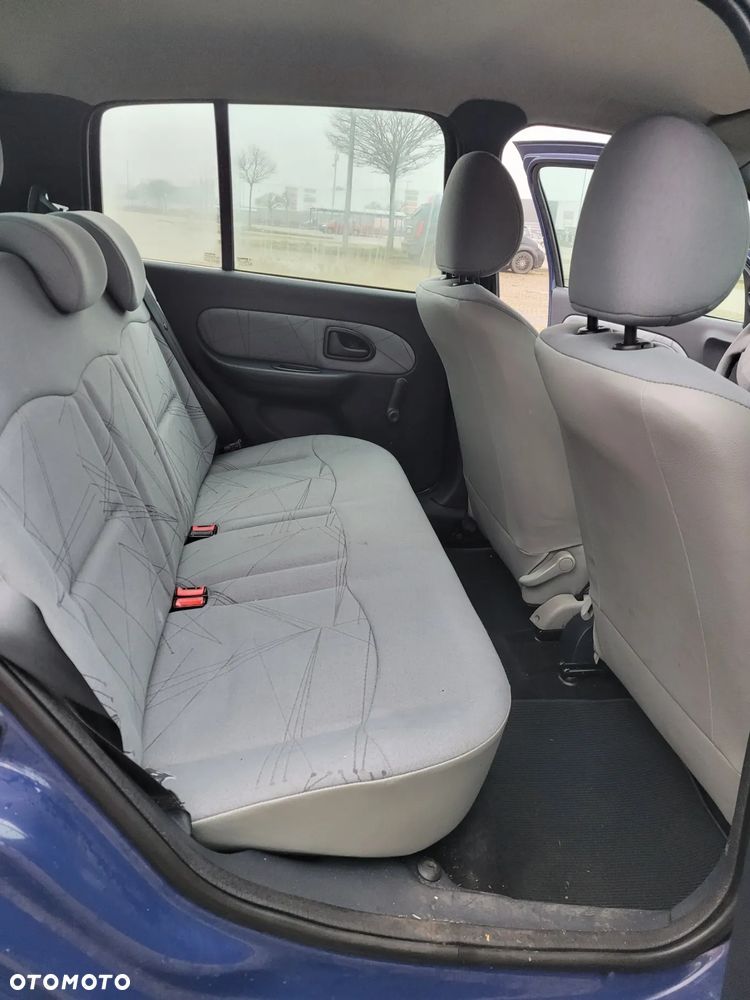 Renault Clio 1.2 Free - 19