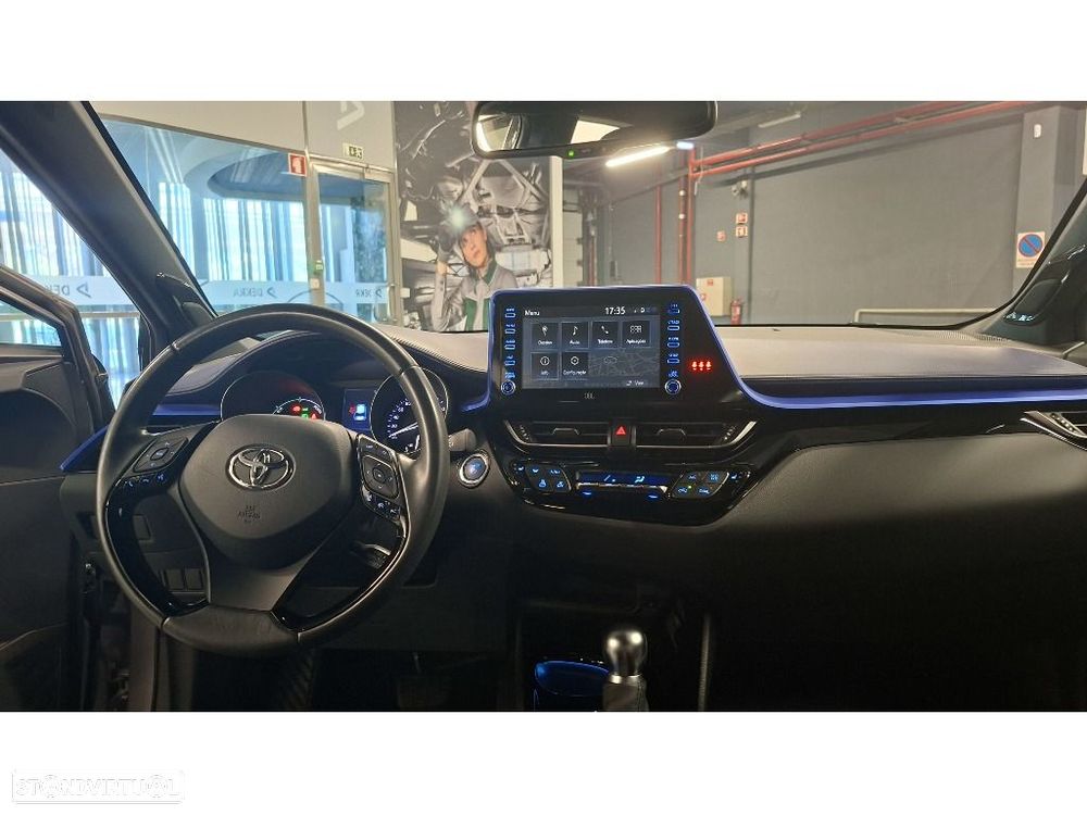 Toyota C-HR 2.0 Hybrid Lounge - 12