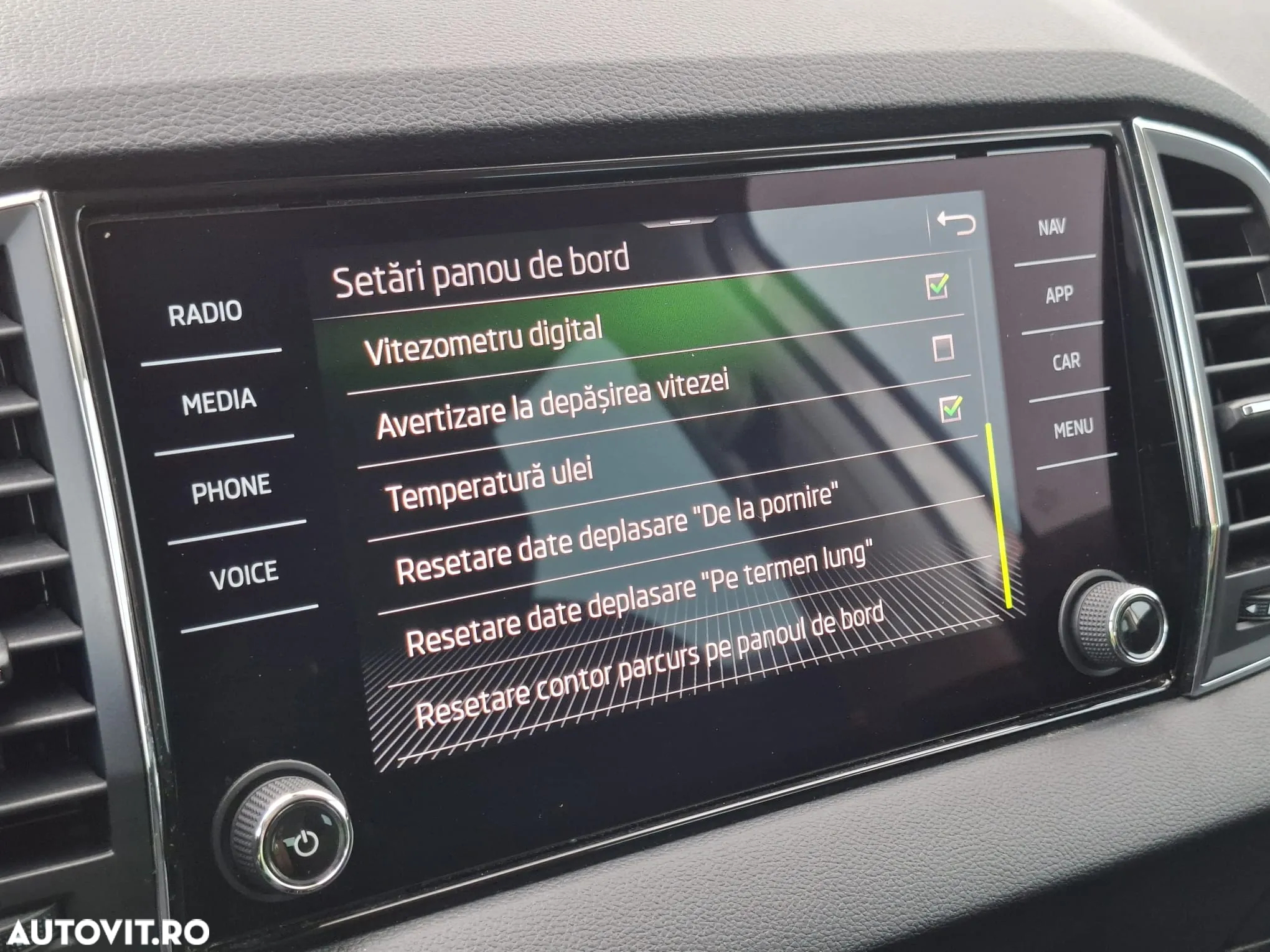 Skoda Karoq 2.0 TDI 4X4 DSG Style - 37
