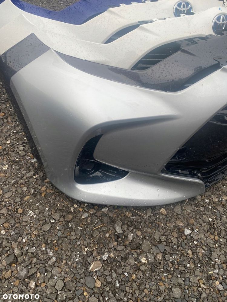 ZDERZAK PRZEDNI PRZÓD TOYOTA YARIS IV - 2