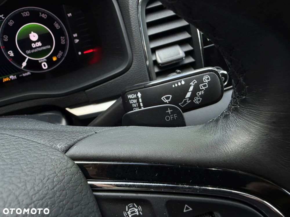 Skoda Karoq 1.5 TSI ACT 4x2 Ambition DSG - 26