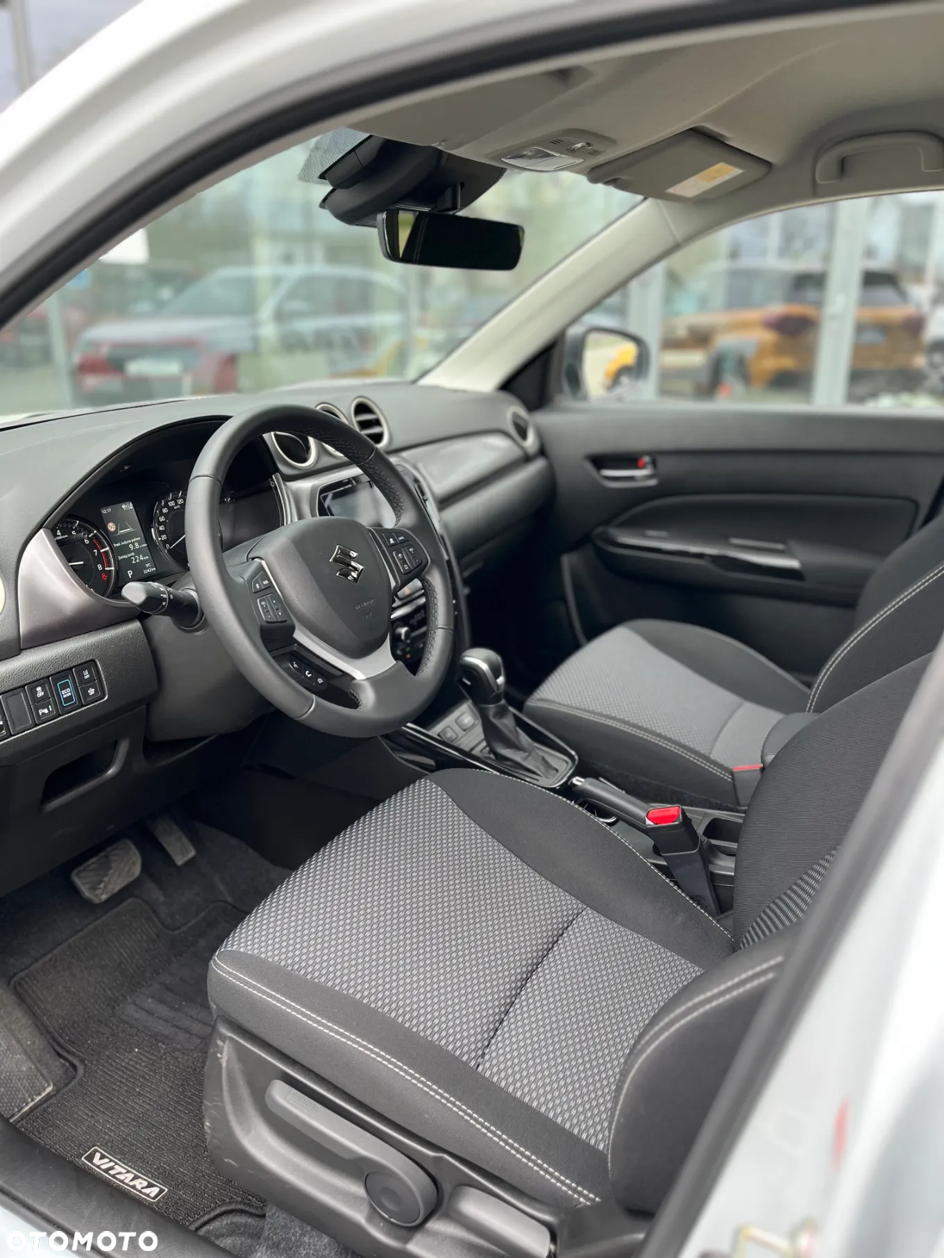 Suzuki Vitara 1.5 DualJet Hybrid Premium Plus 2WD AGS - 10