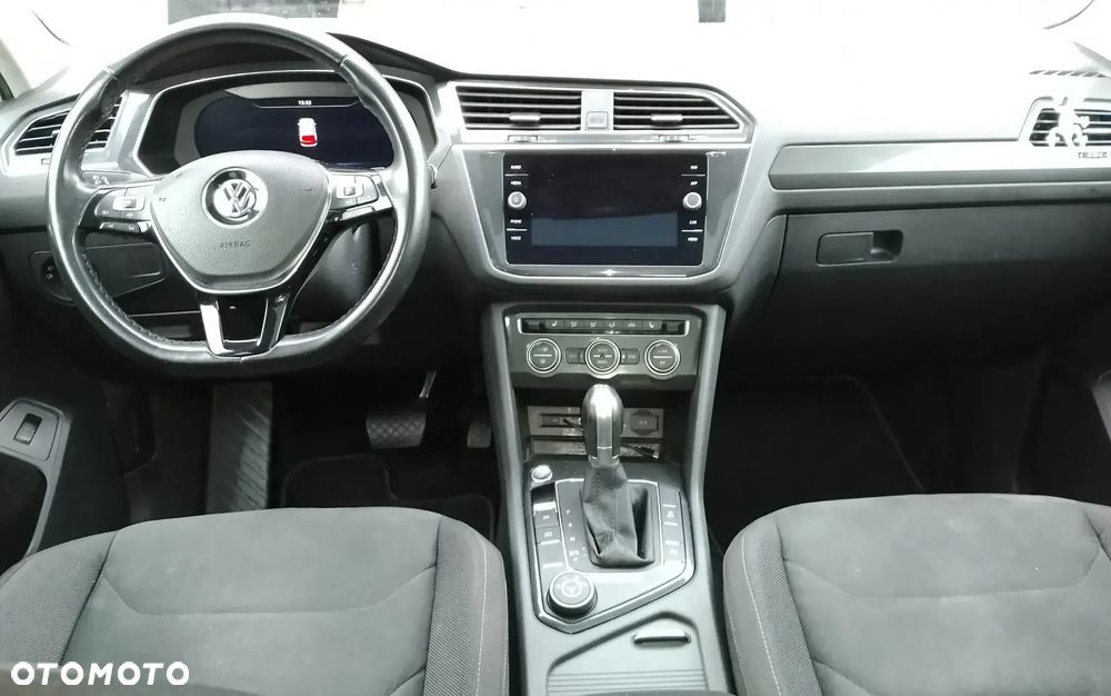 Volkswagen Tiguan - 6