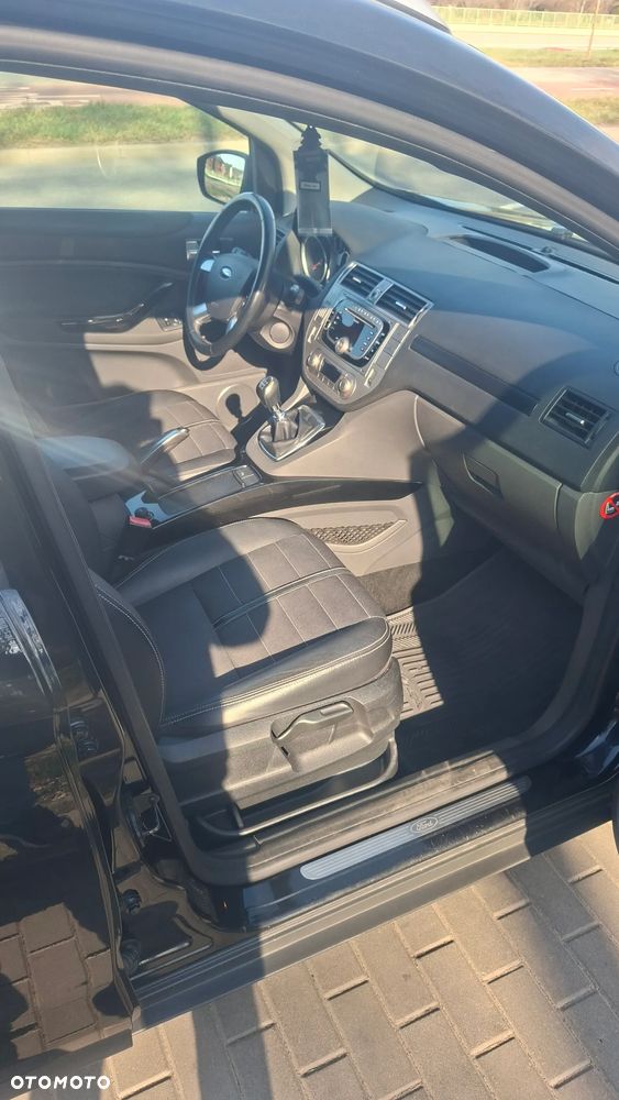 Ford Kuga 2.0 TDCi 2x4 Titanium - 9