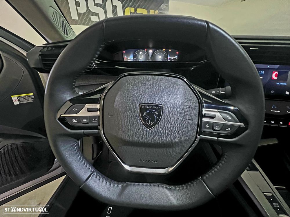 Peugeot 408 1.2 PureTech Allure EAT8 - 17