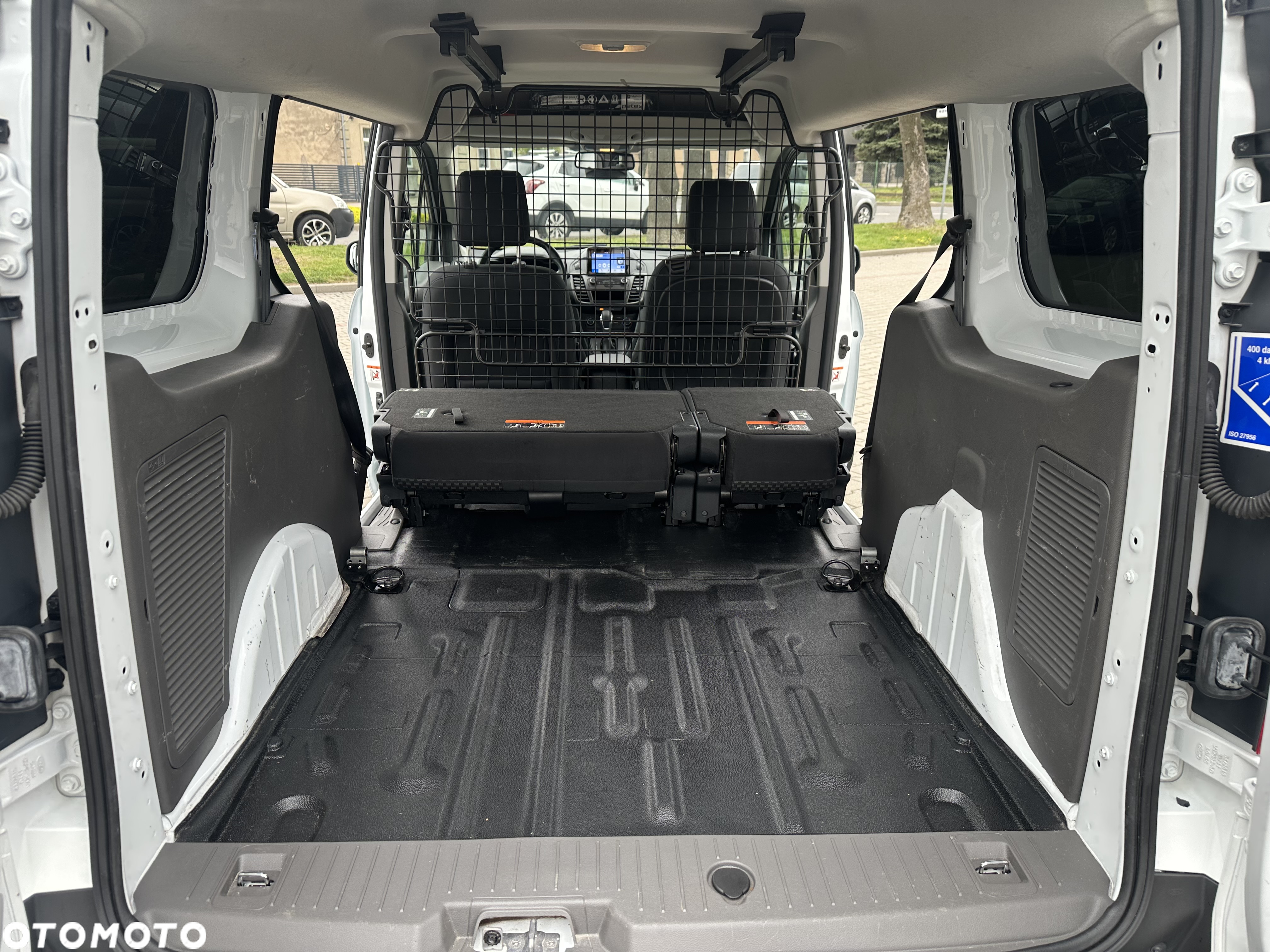 Ford Transit Connect - 15