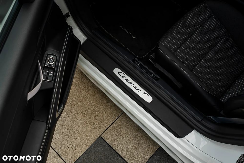 Porsche 718 Cayman GPF T PDK - 29