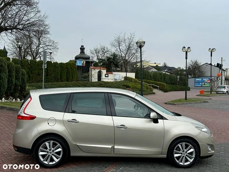 Renault Grand Scenic - 5
