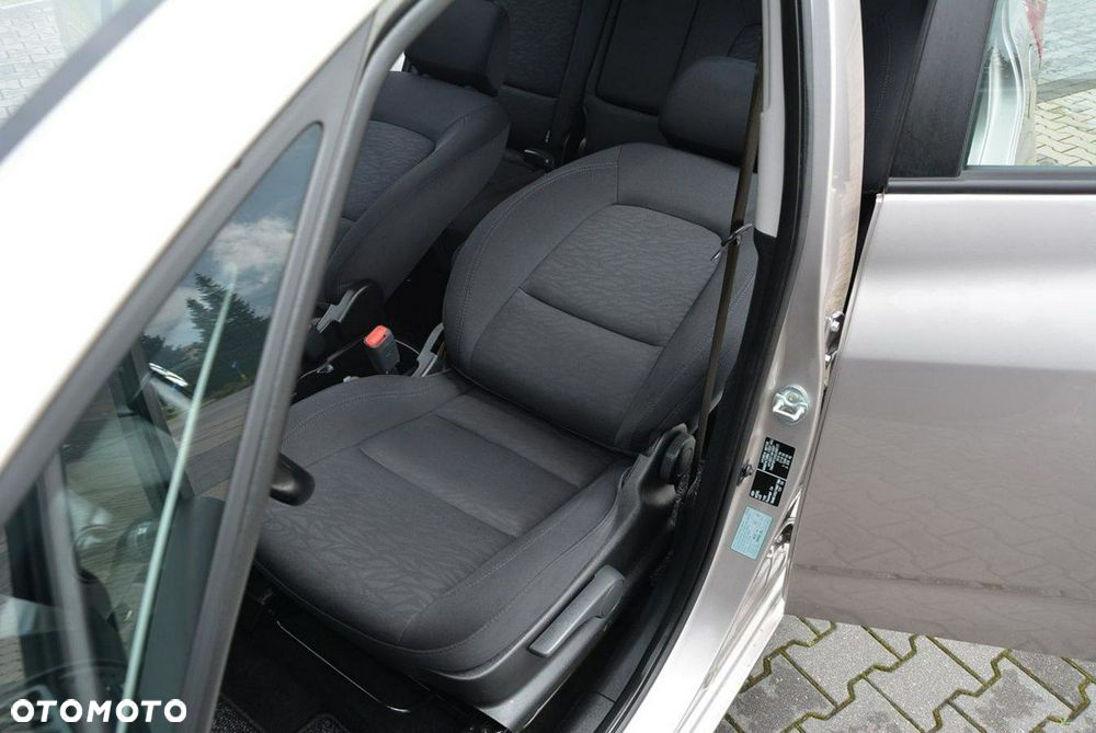 Hyundai ix20 1.6 CRDi blue Comfort - 18