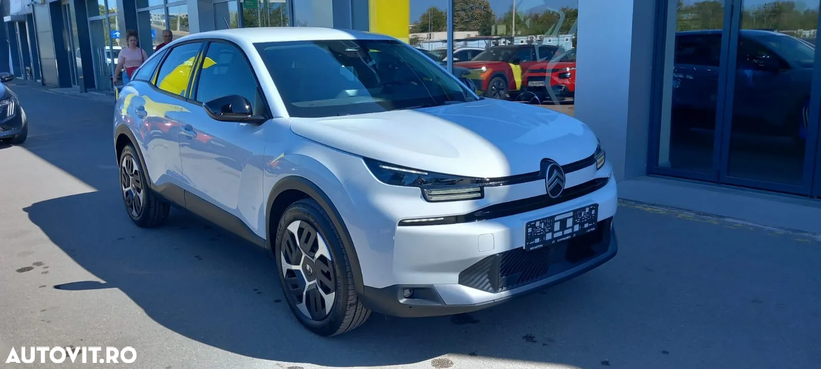 Citroën C4 1.2 eDCT6 MHEV PLUS - 6