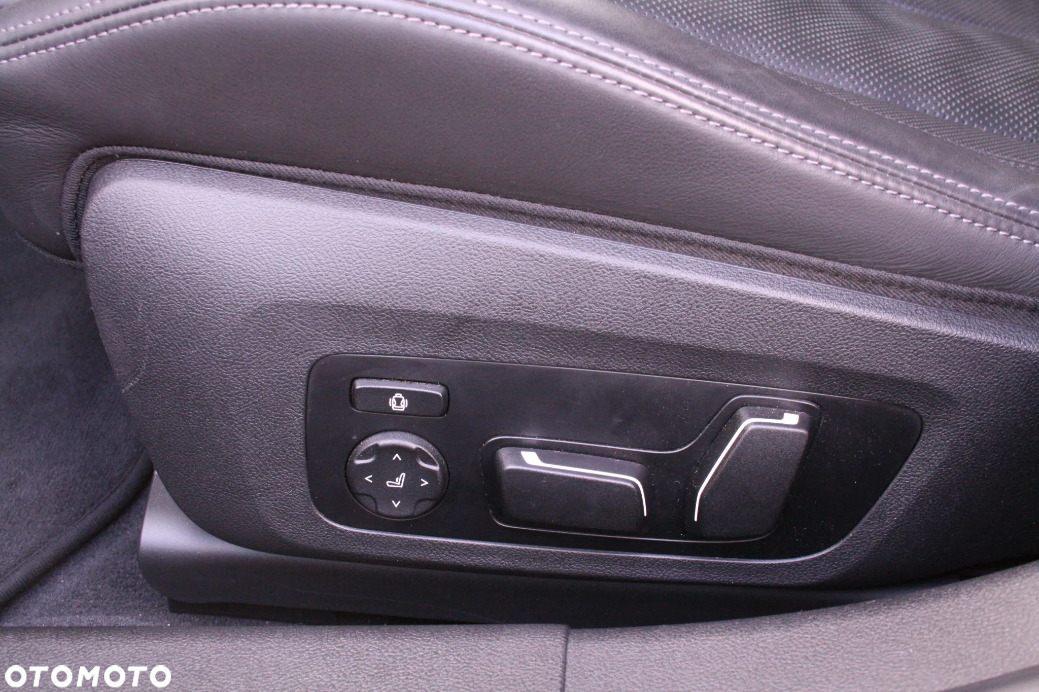 BMW M3 Competition xDrive sport - 15