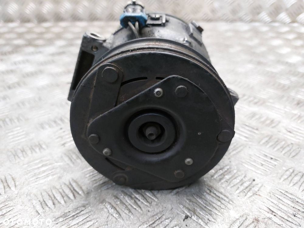 SPRĘŻARKA KOMPRESOR KLIMATYZACJI FIAT CROMA II 1.9 JTD 51810417 - 4