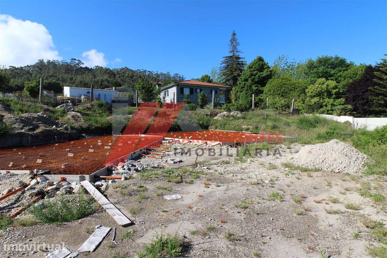 Fantástico Terreno de construção em Santo Tirso! - Grande imagem: 2/16