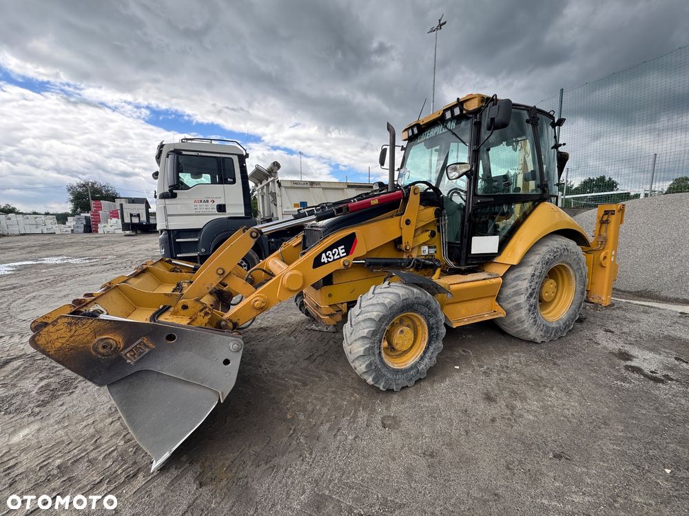 Caterpillar 432E - 1