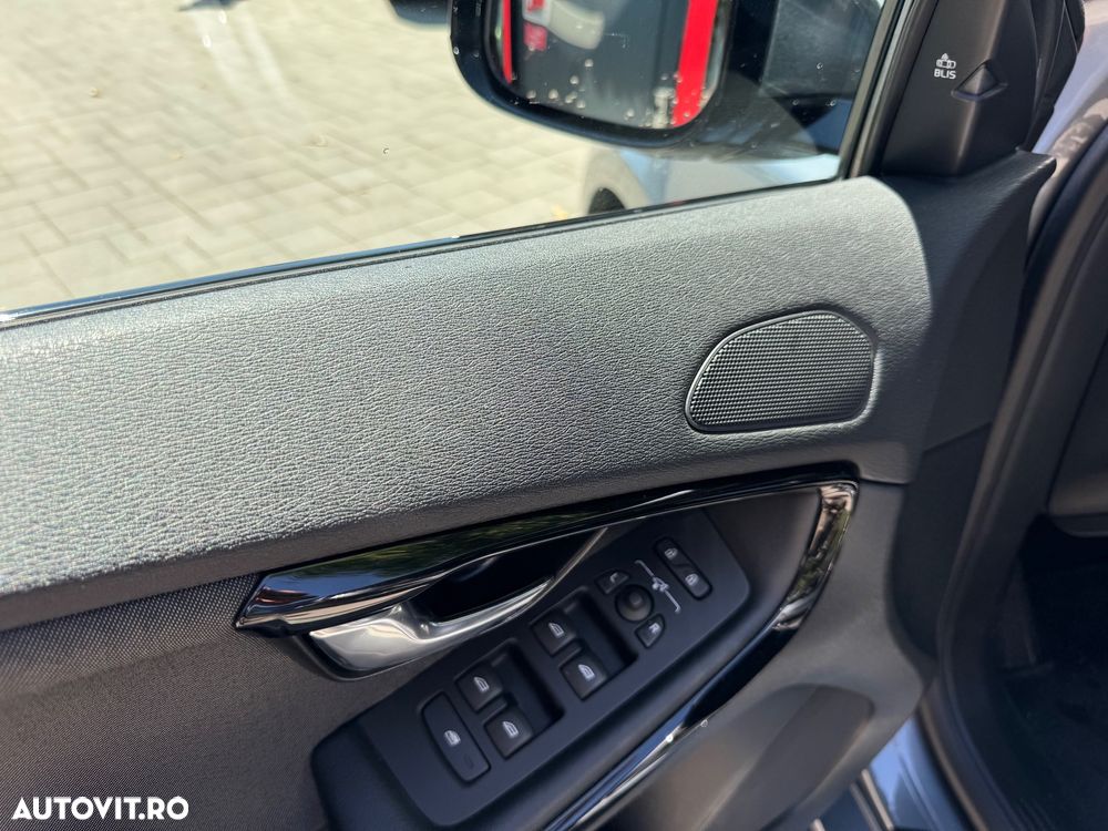 Volvo V40 D3 Geartronic Momentum - 5