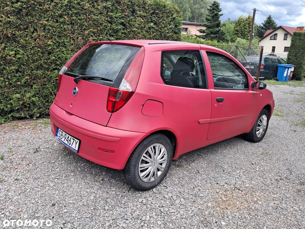 Fiat Punto 1.2 8V - 5