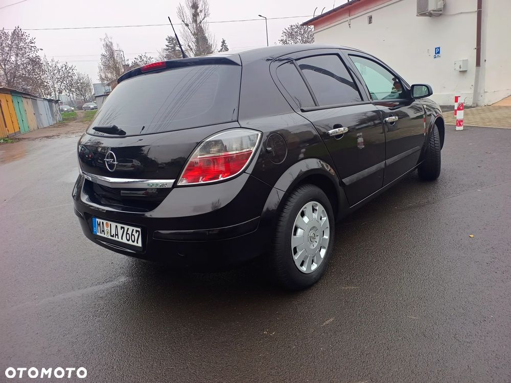 Opel Astra 1.4 Edition - 11