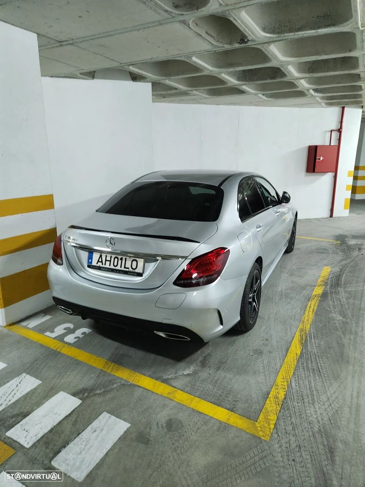Mercedes-Benz C 300 de AMG Line - 34