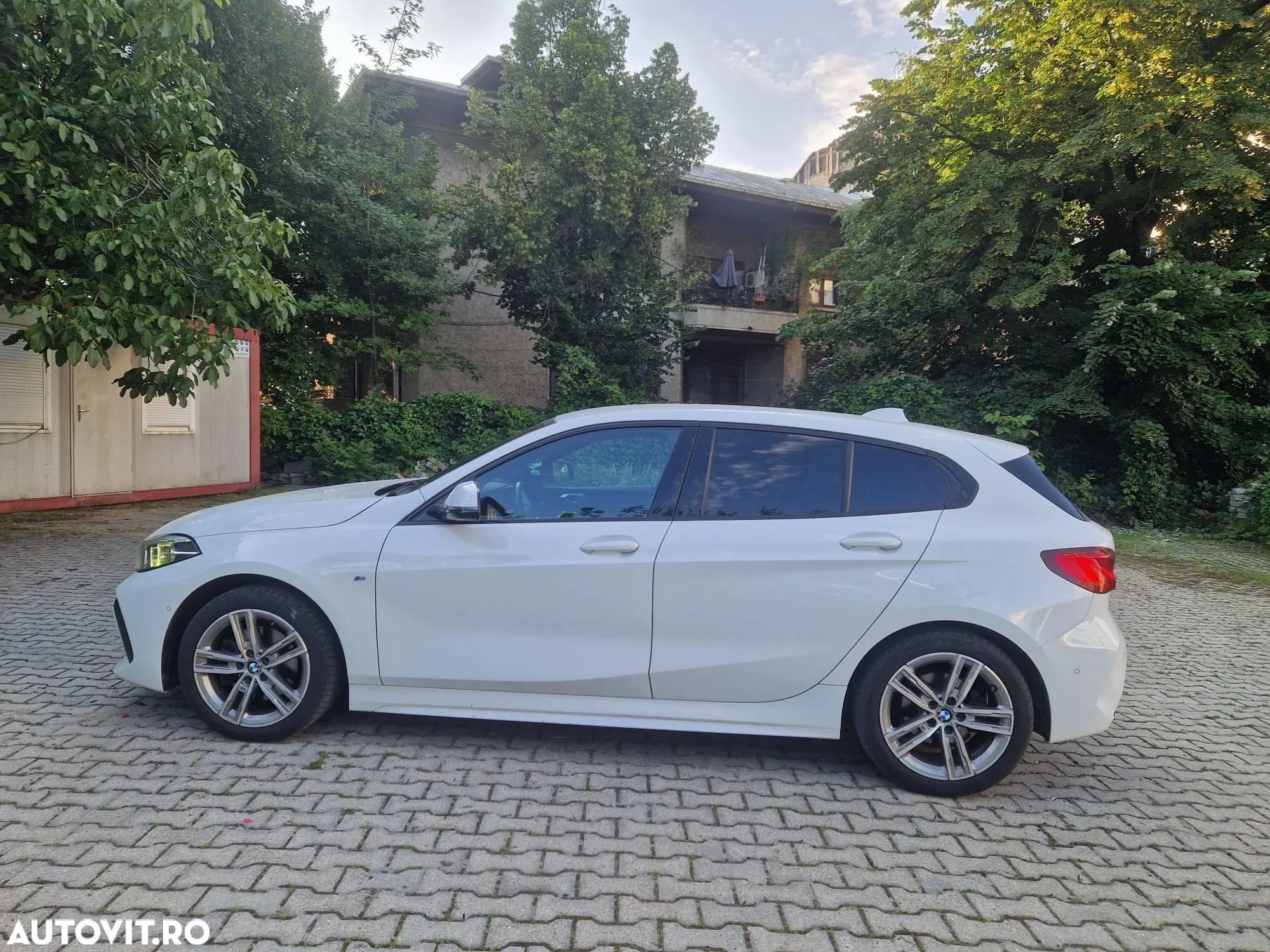 BMW Seria 1 118i Aut. M Sport - 9