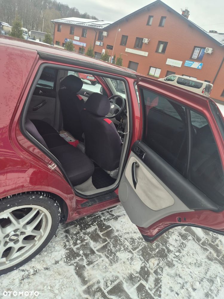 Volkswagen Golf 1.6 Basis - 30