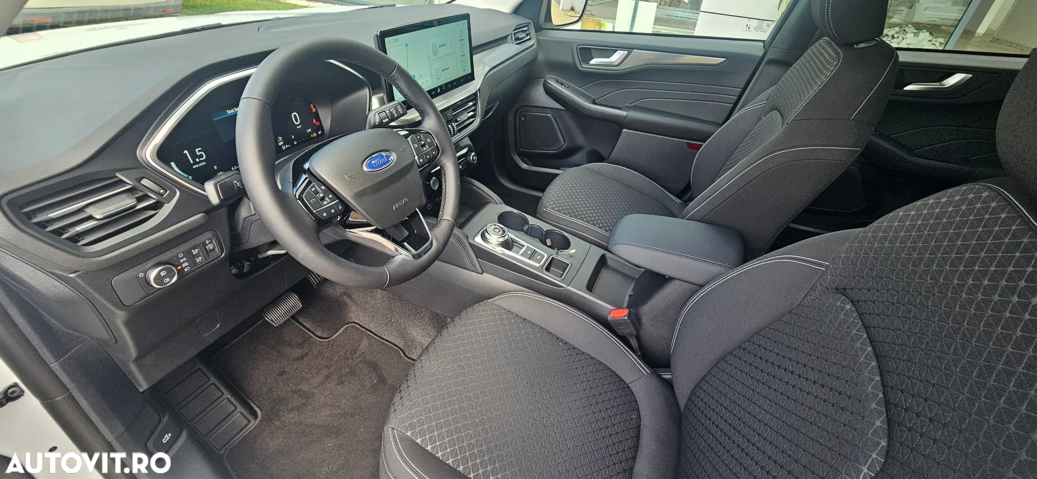 Ford Kuga 1.5 EcoBoost A8 FWD Titanium - 7