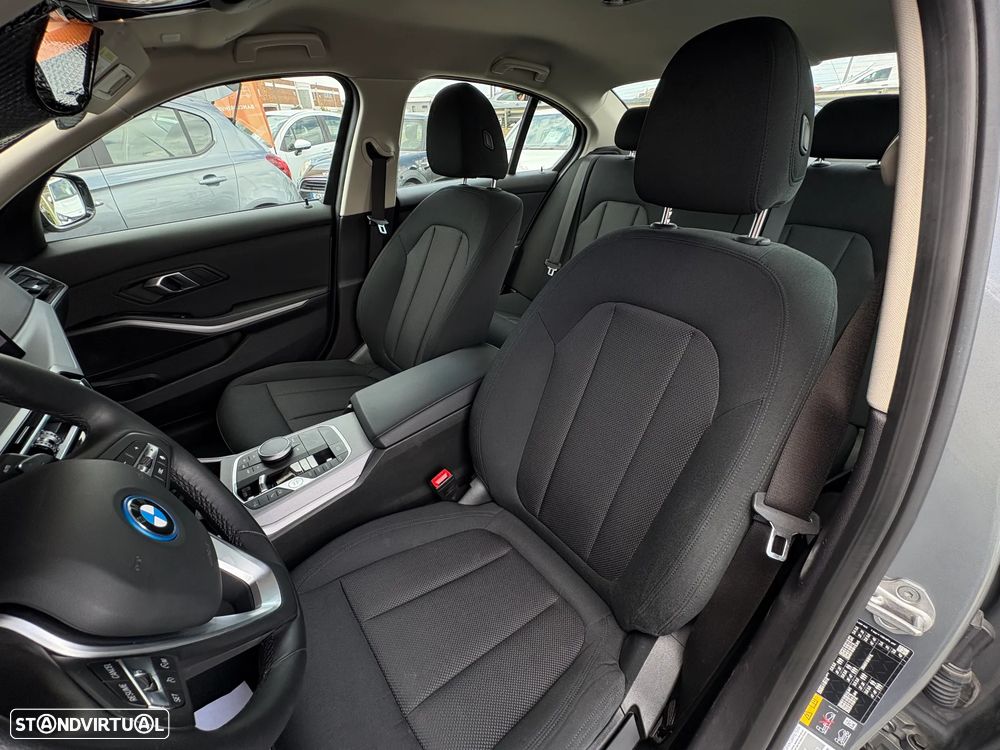 BMW 320 e Line Luxury Auto - 12