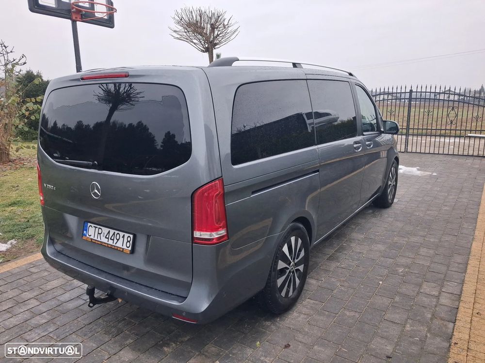 Mercedes-Benz V 250 d - 7