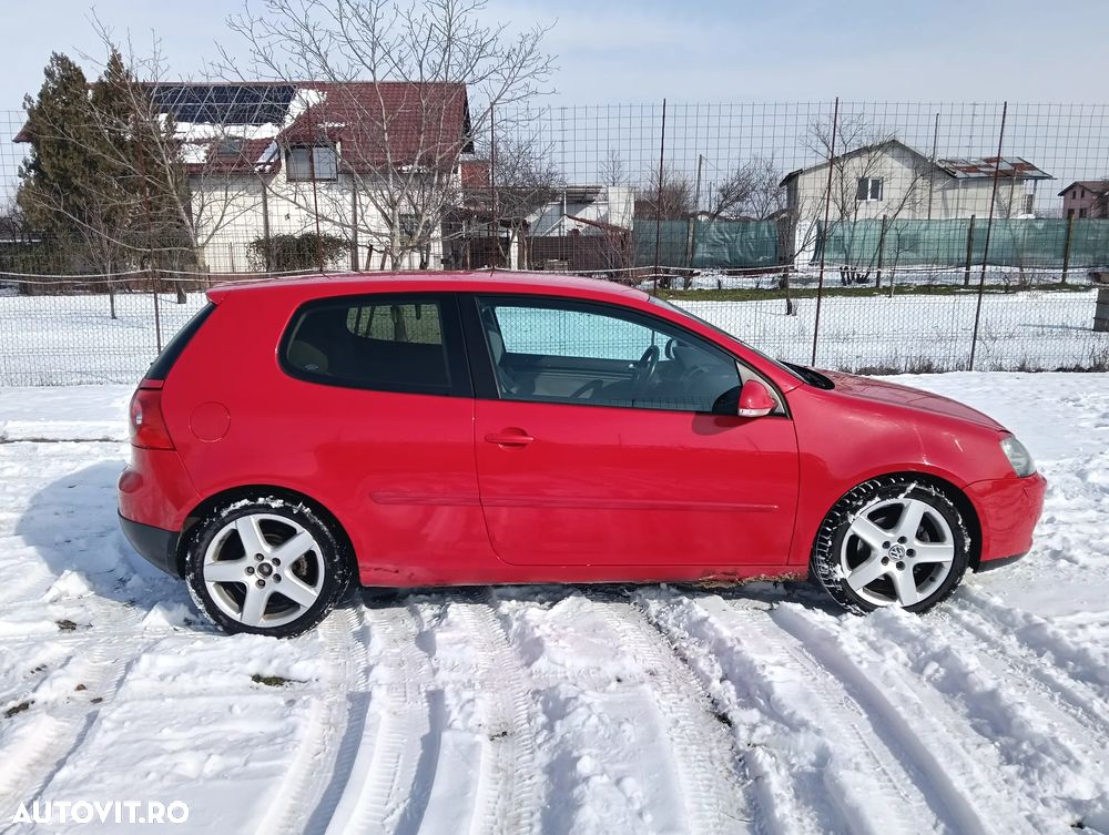 Volkswagen Golf 2.0 FSI Sportline - 6