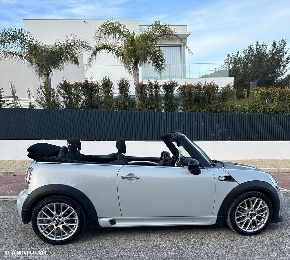 MINI Cabrio Cooper D - 8