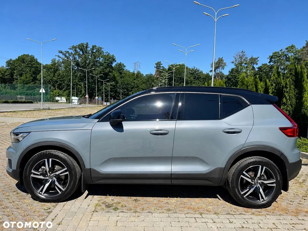 Volvo XC 40 T5 AWD Geartronic R-Design - 2